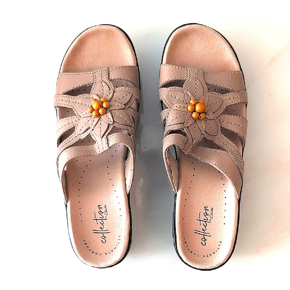 Clarks Women's Tan Sandals